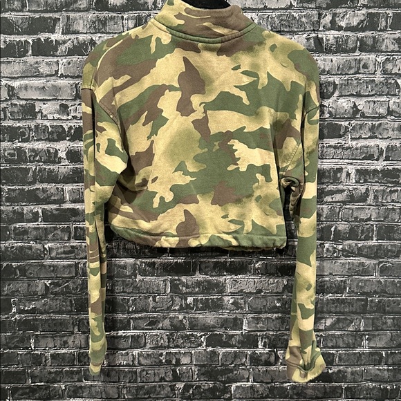 Adidas Green Camouflage Cropped Jacket - Picture 2 of 4